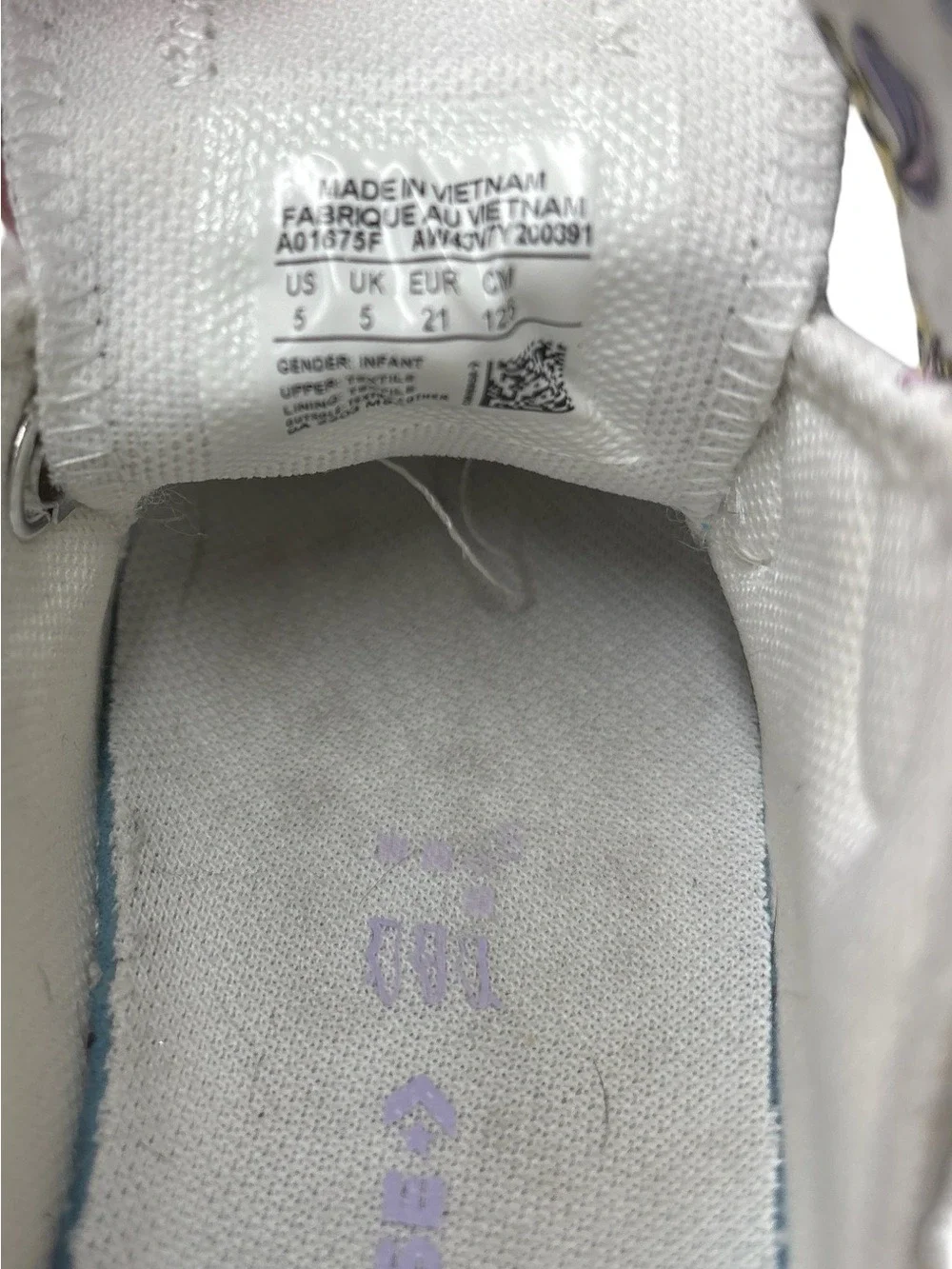 Converse Kids' Unicorn Sneakers Size 5 & 6 2 pairs